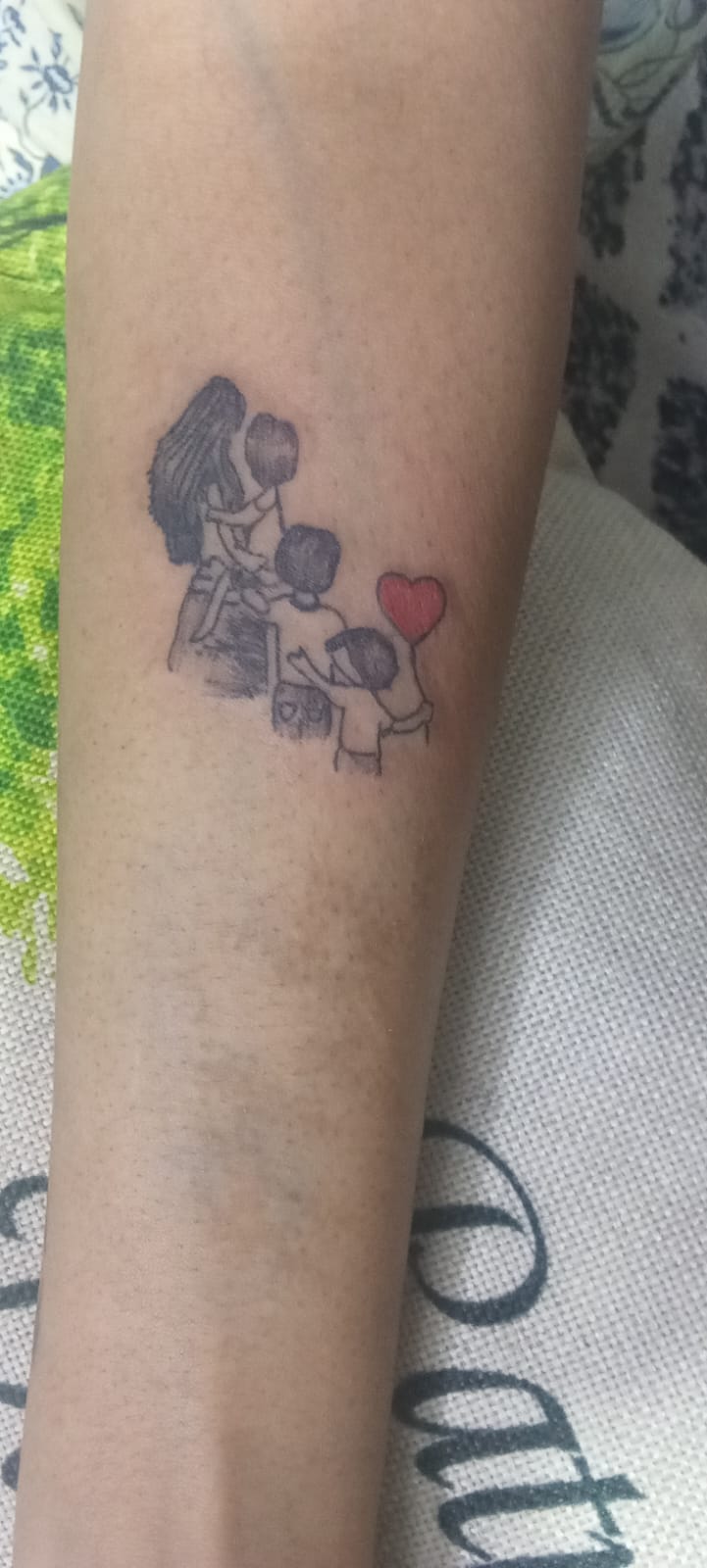Delicate fine-line family tattoo artwork representing the gentle, private approach at a female piercing studio in Lahore